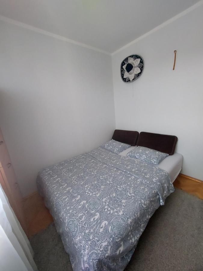 Wygodny Przestronny Apartament Janowskie Blonia Rumia Exterior photo