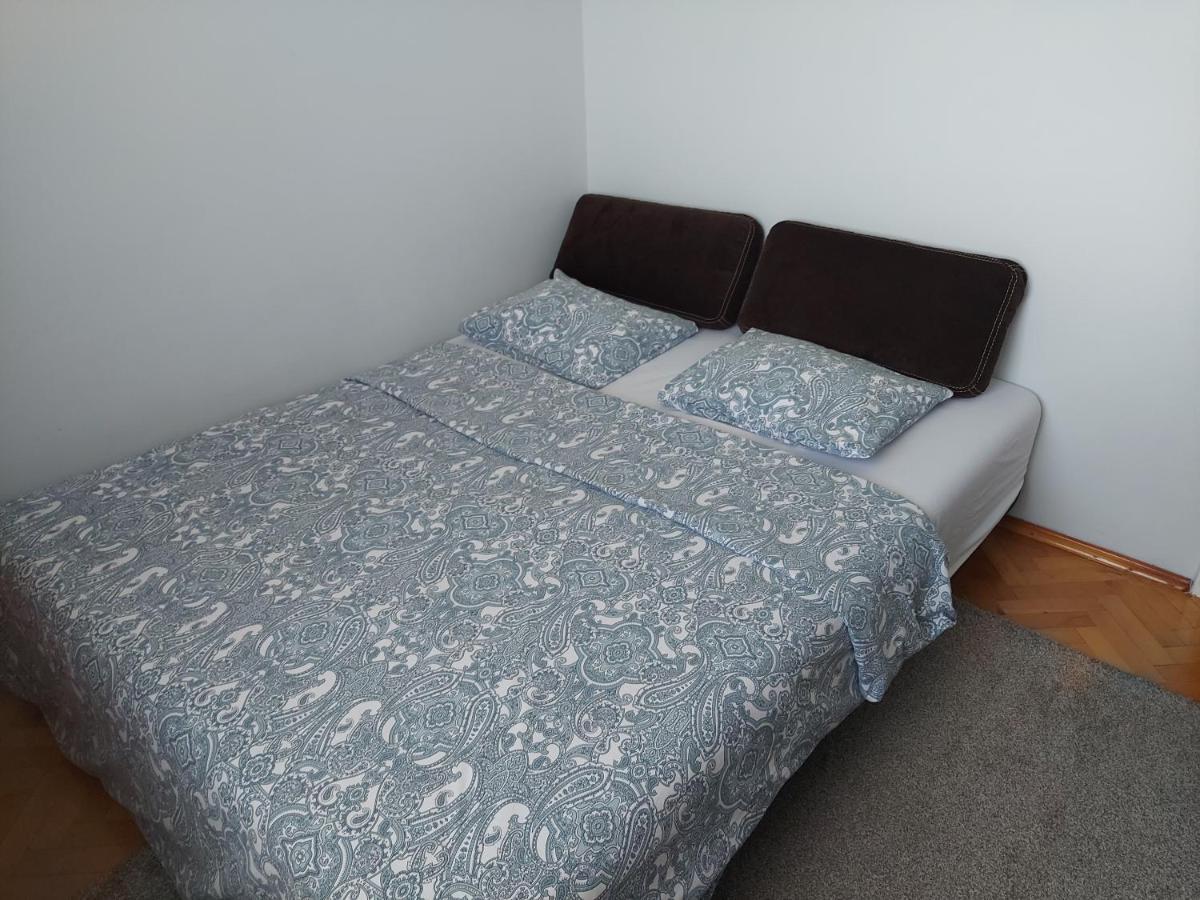 Wygodny Przestronny Apartament Janowskie Blonia Rumia Exterior photo